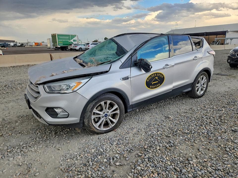2017 FORD ESCAPE SE - 1
