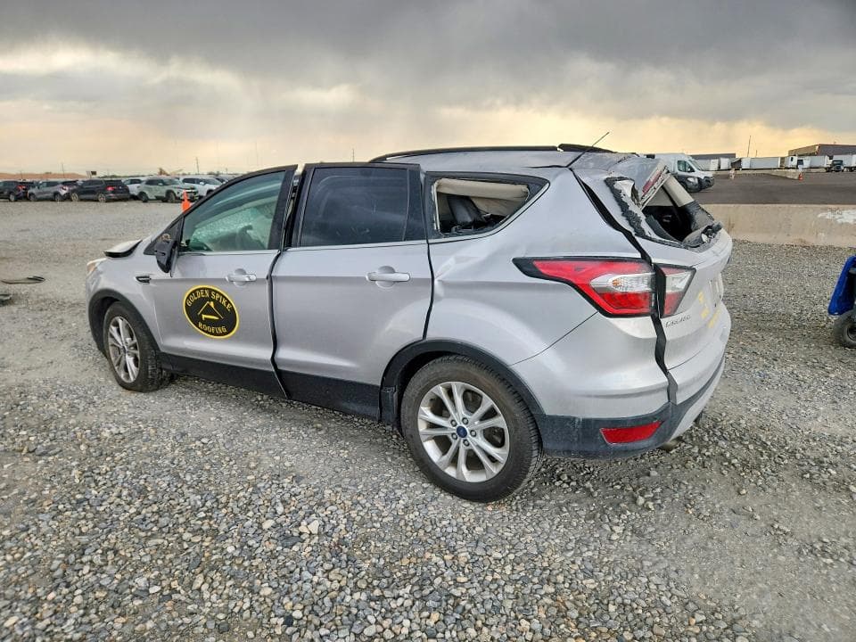 2017 FORD ESCAPE SE 2