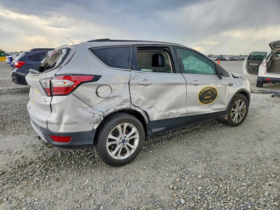 2017 FORD ESCAPE SE 3