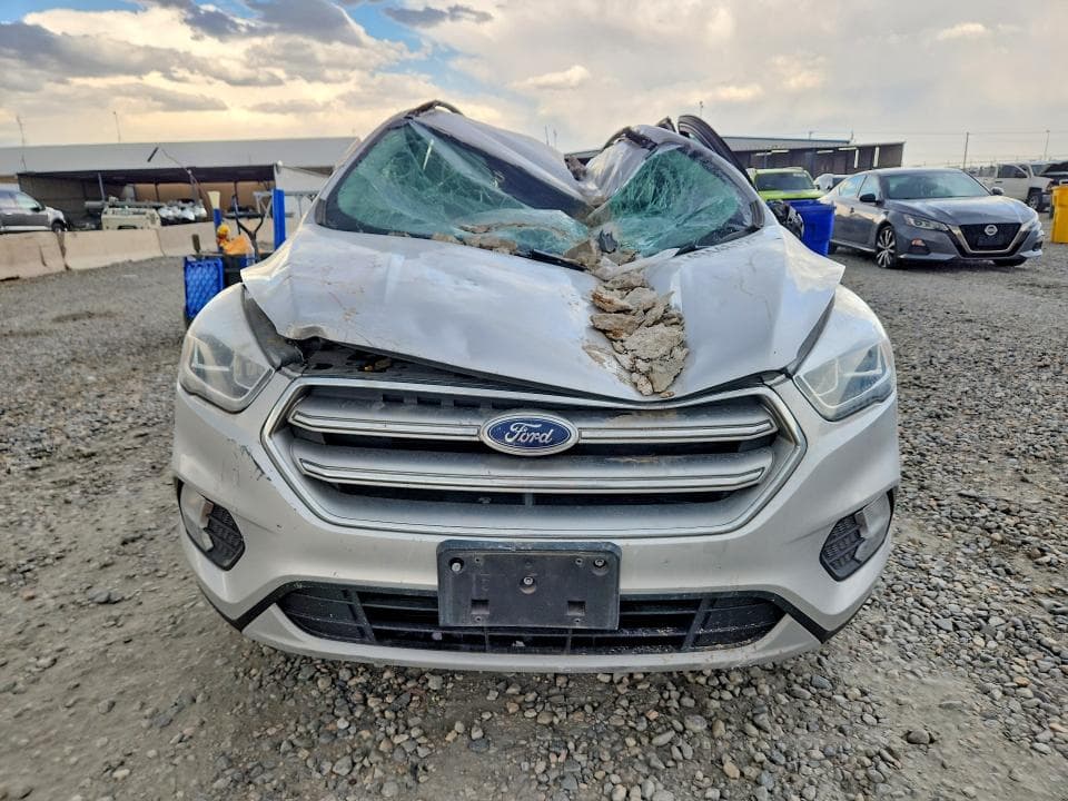 2017 FORD ESCAPE SE 5