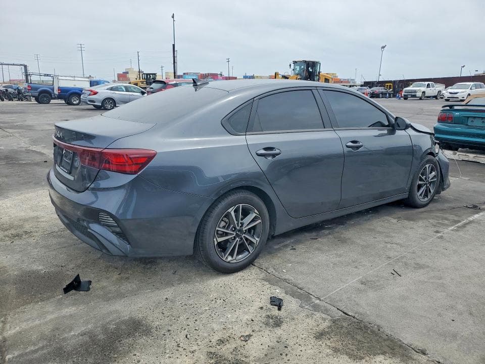 2024 KIA FORTE LXS 3