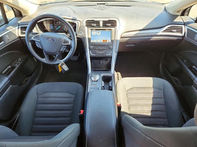 2017 FORD FUSION SE 8