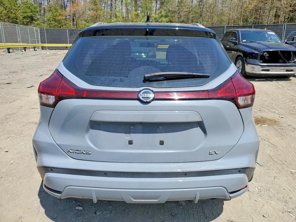 2021 NISSAN KICKS SV SV 6