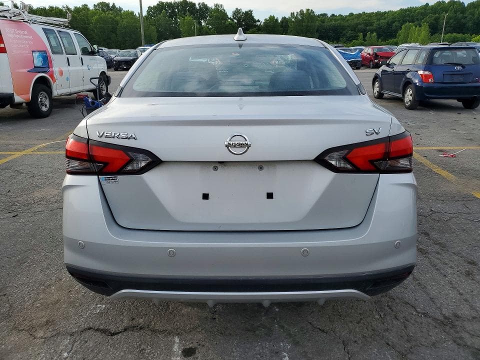 2020 NISSAN VERSA SV 6