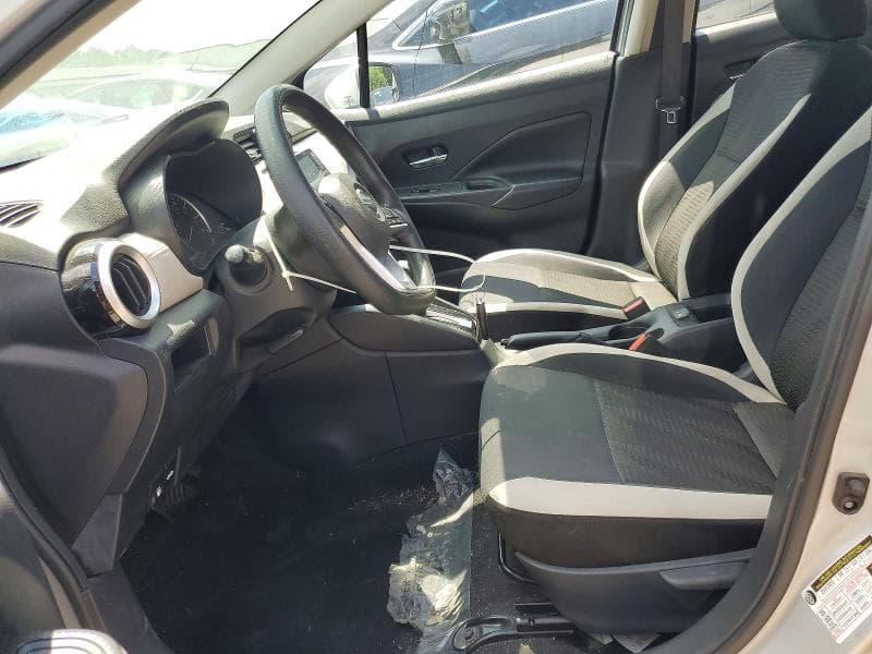 2020 NISSAN VERSA SV 7