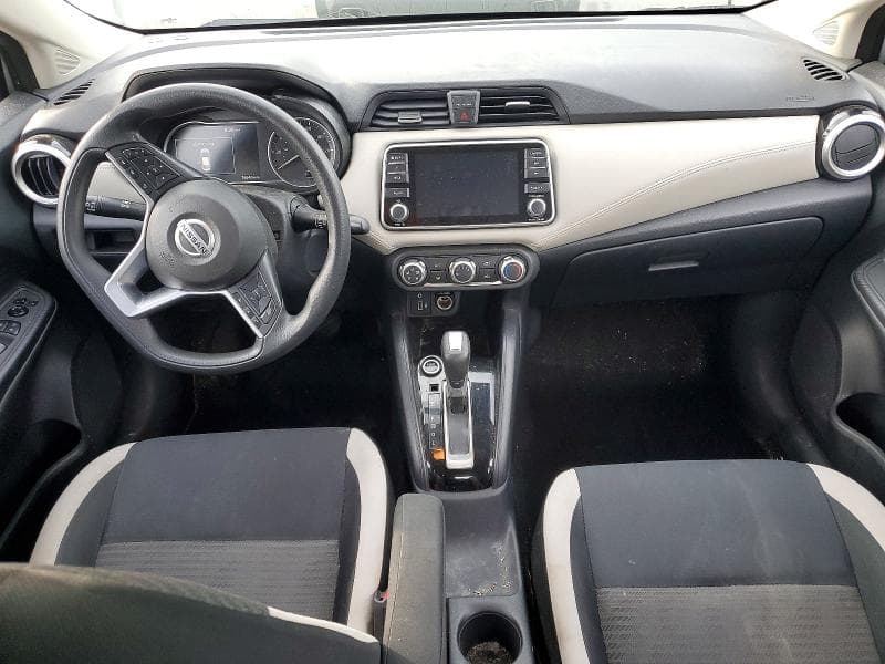 2020 NISSAN VERSA SV 8