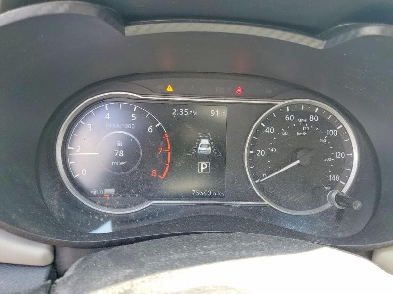 2020 NISSAN VERSA SV 9