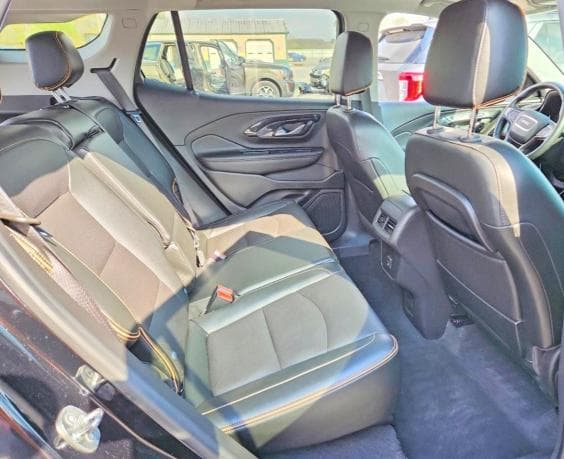 2023 GMC TERRAIN AT4 11