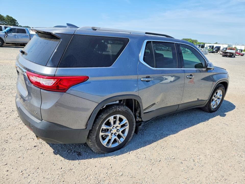 2018 CHEVROLET TRAVERSE LT 3