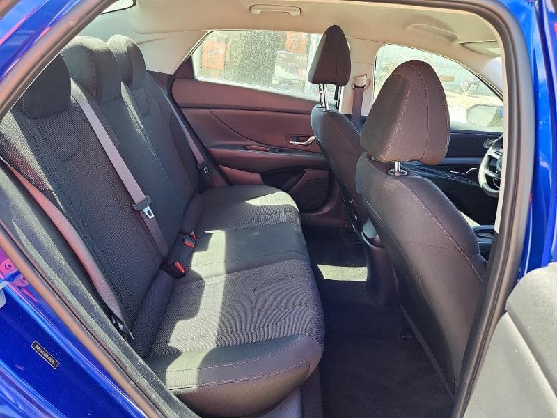2021 HYUNDAI ELANTRA SE 10