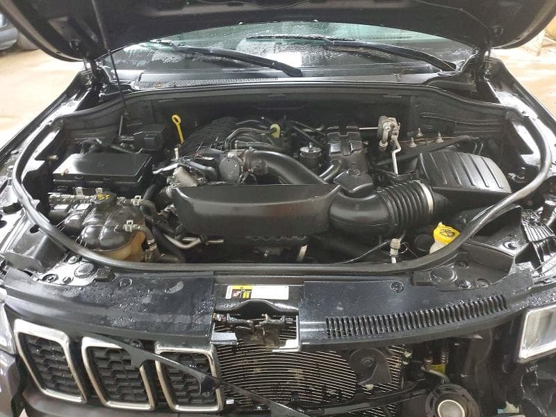 2017 JEEP GRAND CHEROKEE LAREDO 12