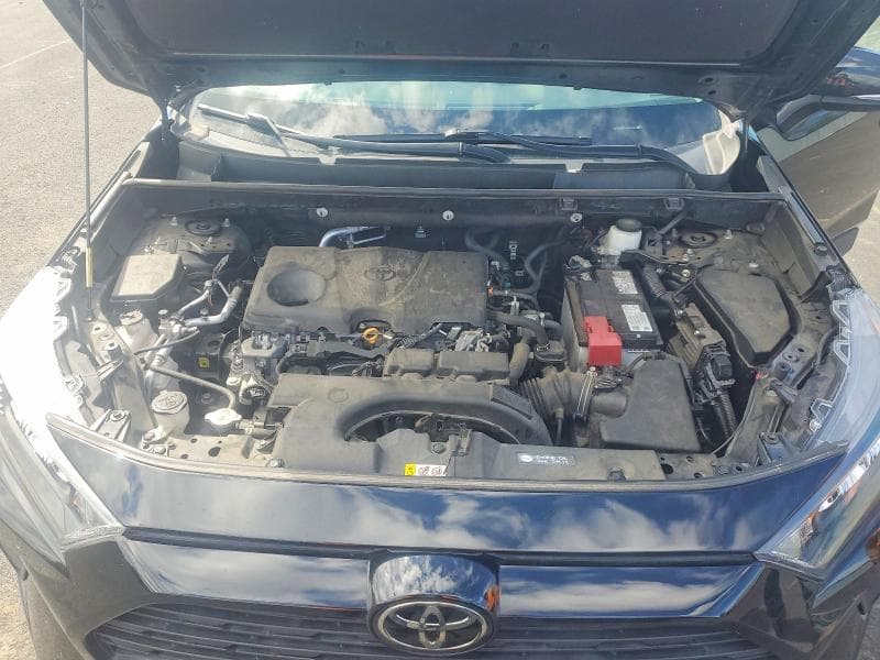 2021 TOYOTA RAV4 LE LE 11