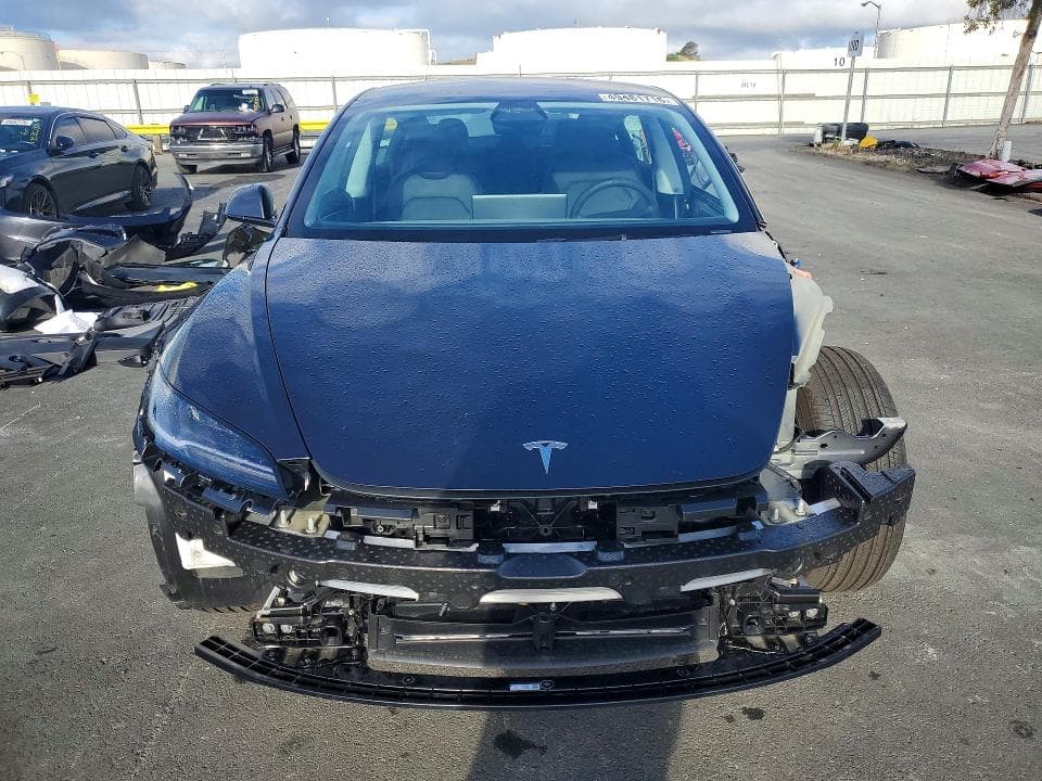 2025 TESLA MODEL 3 5