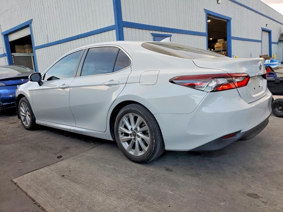 2023 TOYOTA CAMRY LE LE 2