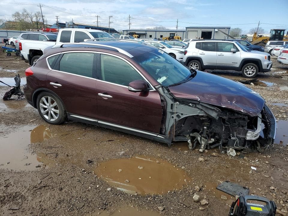 2017 INFINITI QX50 BASE 4