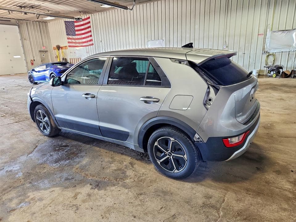 2023 KIA NIRO LX 2