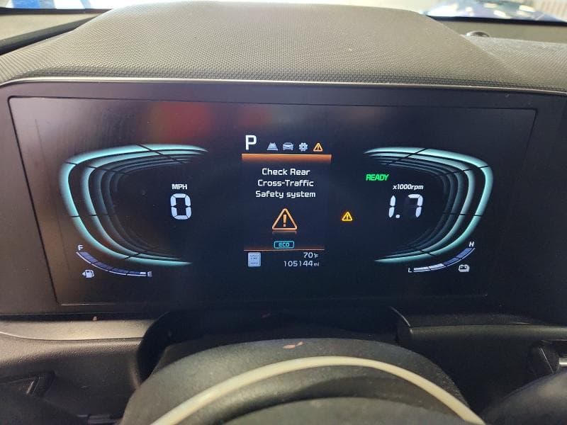2023 KIA NIRO LX 9