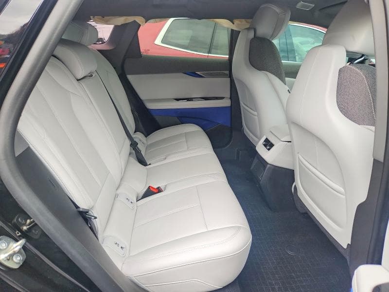 2025 CADILLAC OPTIQ SPORT 11