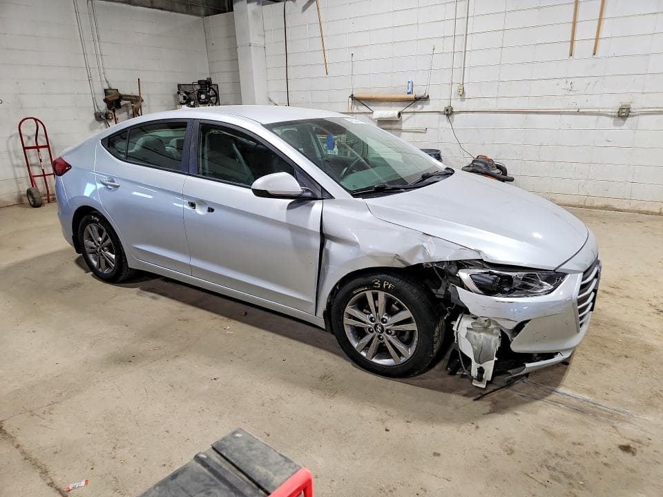 2017 HYUNDAI ELANTRA SE SE 4