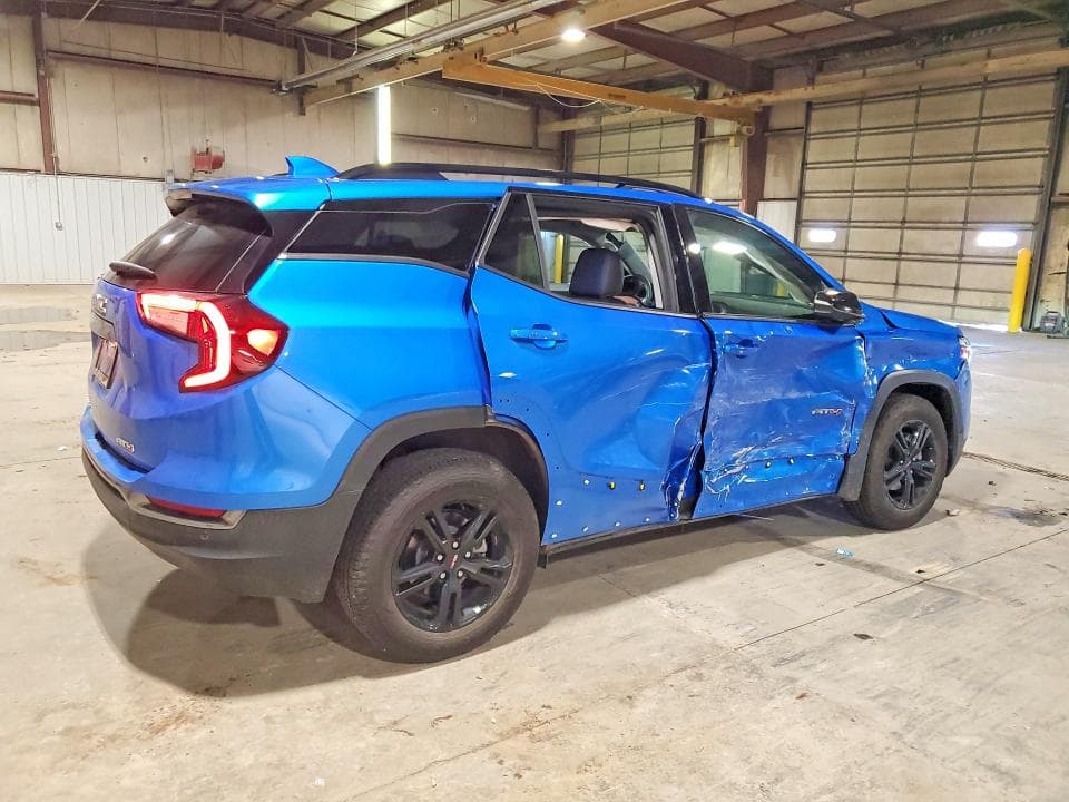 2024 GMC TERRAIN AT4 3