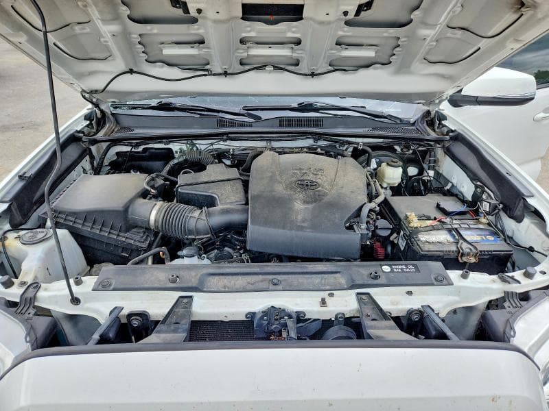2019 TOYOTA TACOMA TRD SPORT 11