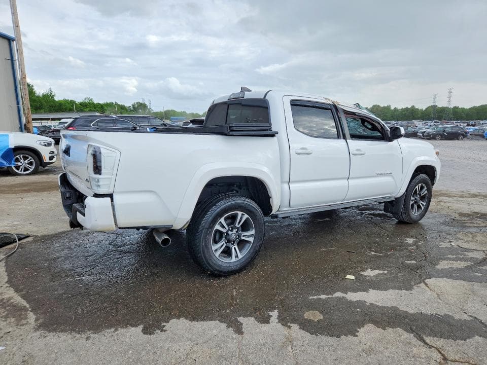 2019 TOYOTA TACOMA TRD SPORT 3