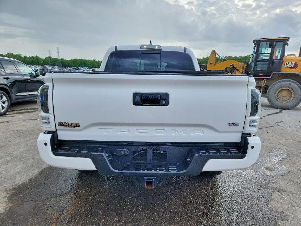 2019 TOYOTA TACOMA TRD SPORT 6