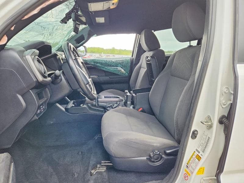 2019 TOYOTA TACOMA TRD SPORT 7