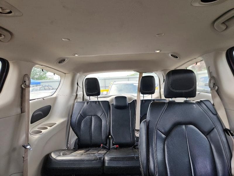 2022 CHRYSLER PACIFICA TOURING L TOURING L 10