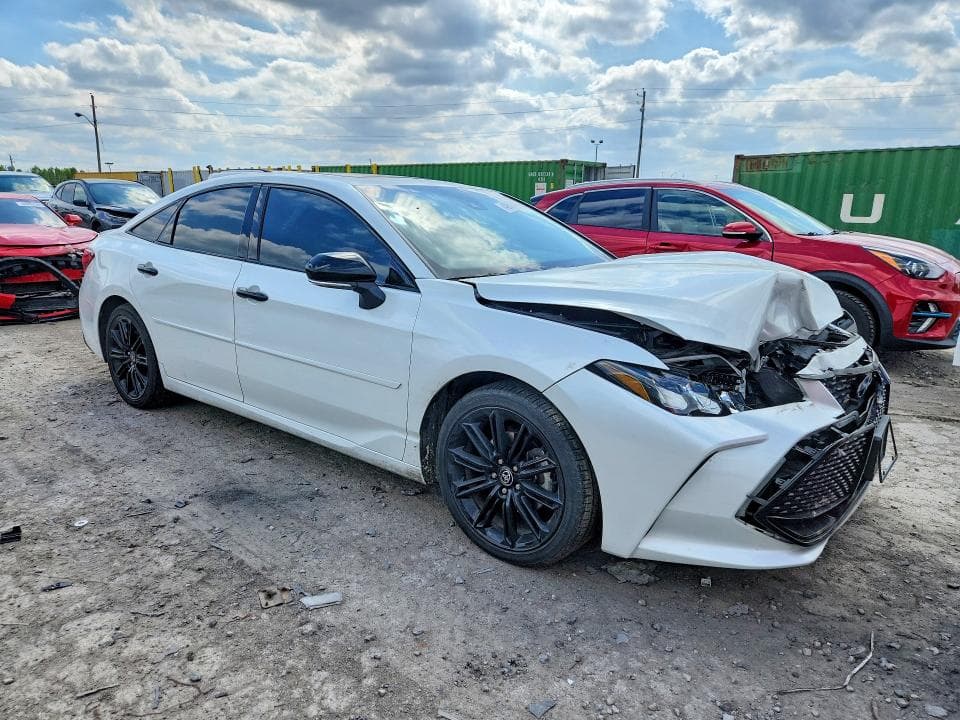 2022 TOYOTA AVALON NIGHT SHADE 4