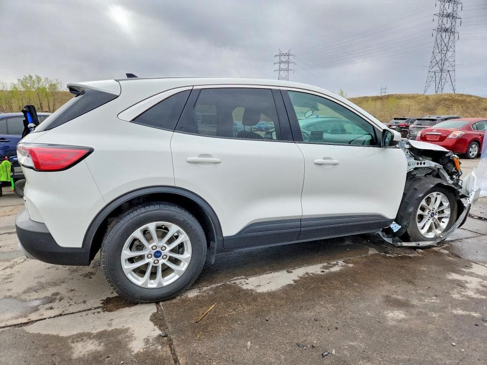 2020 FORD ESCAPE SE SE 3