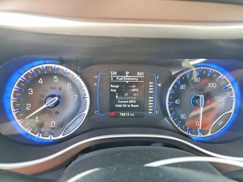 2022 CHRYSLER VOYAGER LX 9