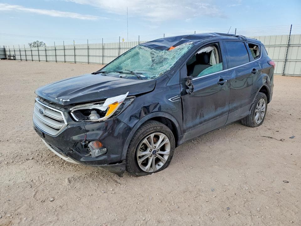 2019 FORD ESCAPE SE 1