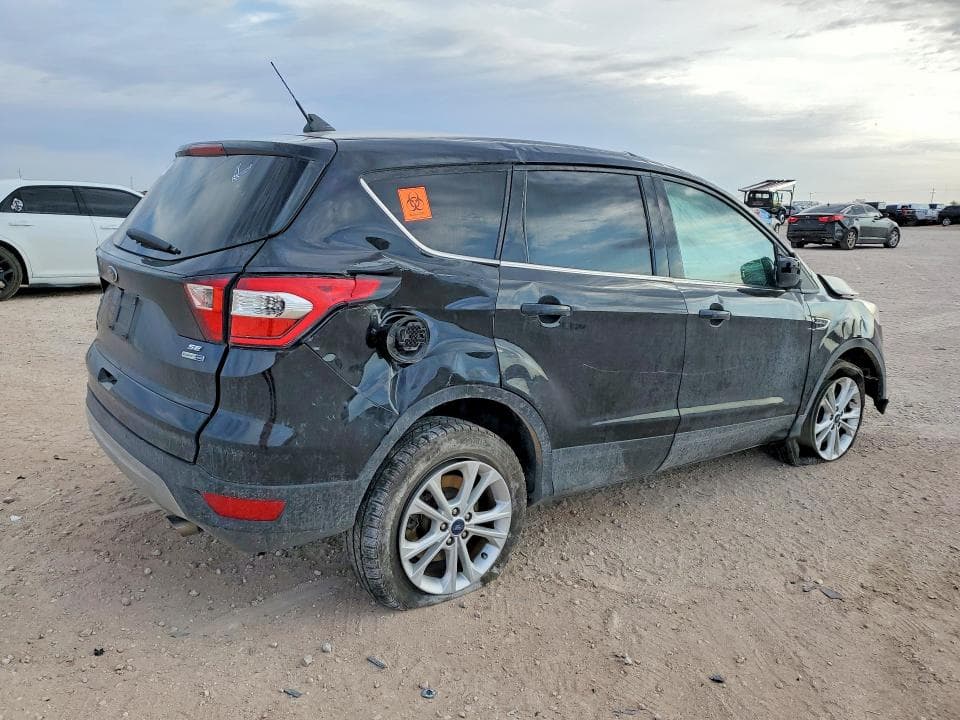 2019 FORD ESCAPE SE 3