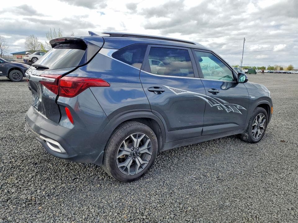 2021 KIA SELTOS EX EX 3