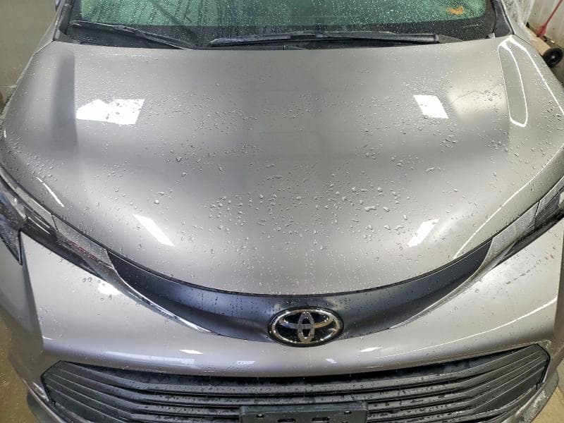 2026 TOYOTA SIENNA XLE 7-PASSENGER 12