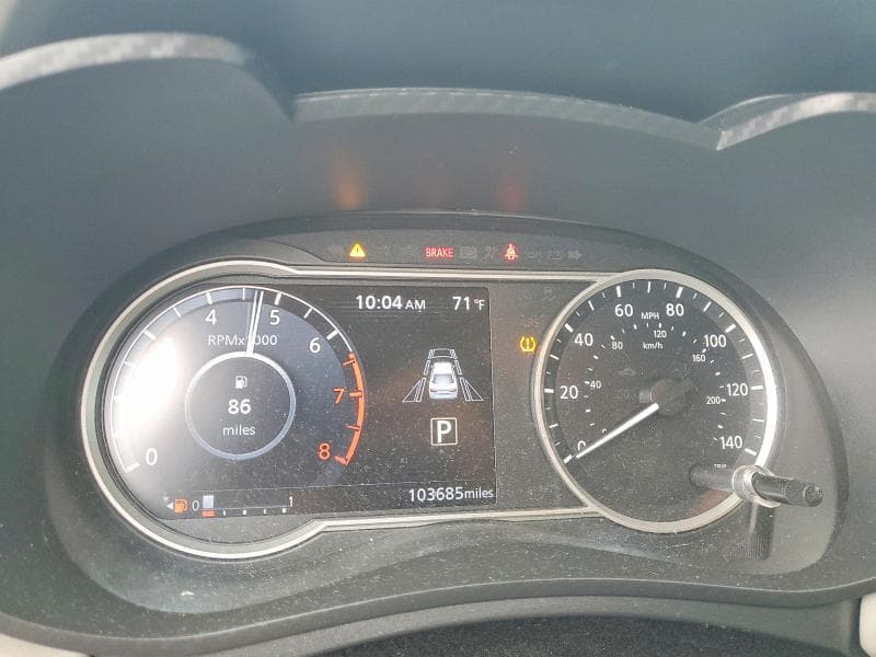 2020 NISSAN VERSA 9
