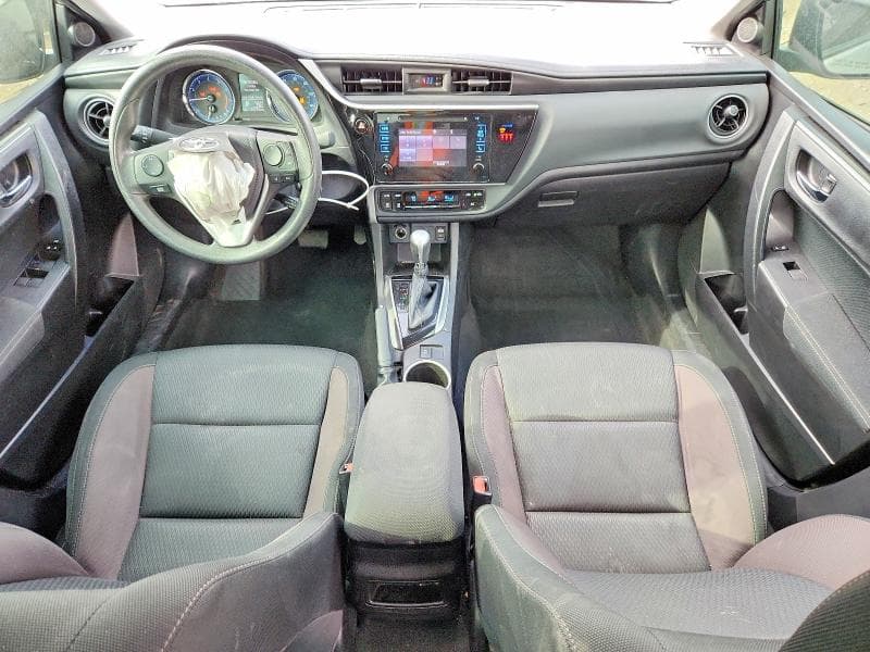 2018 TOYOTA COROLLA LE LE 8