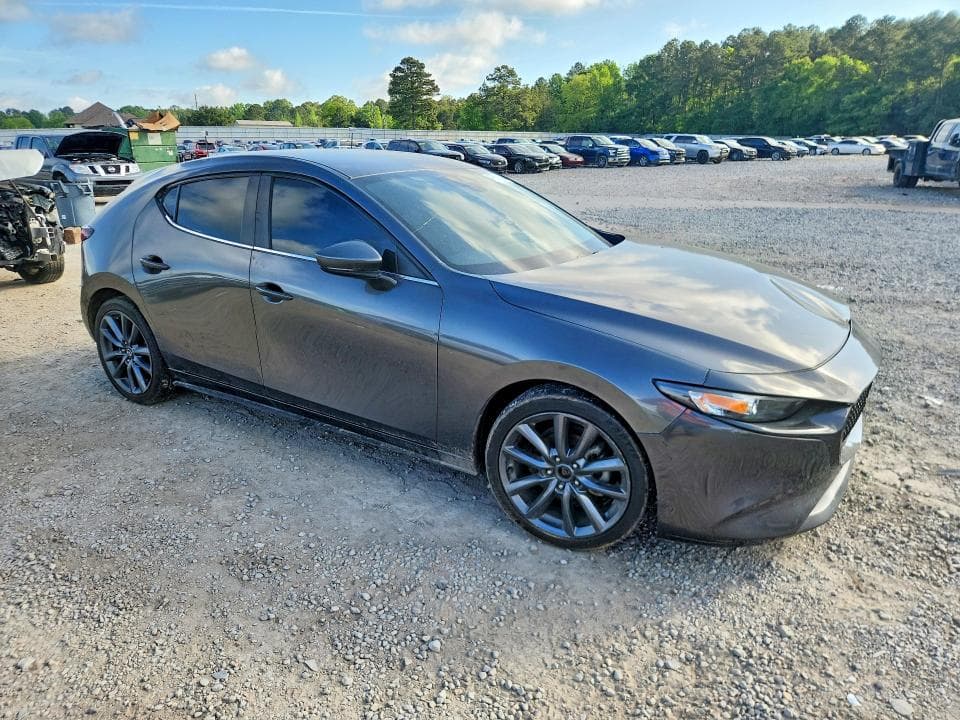 2019 MAZDA 3 4