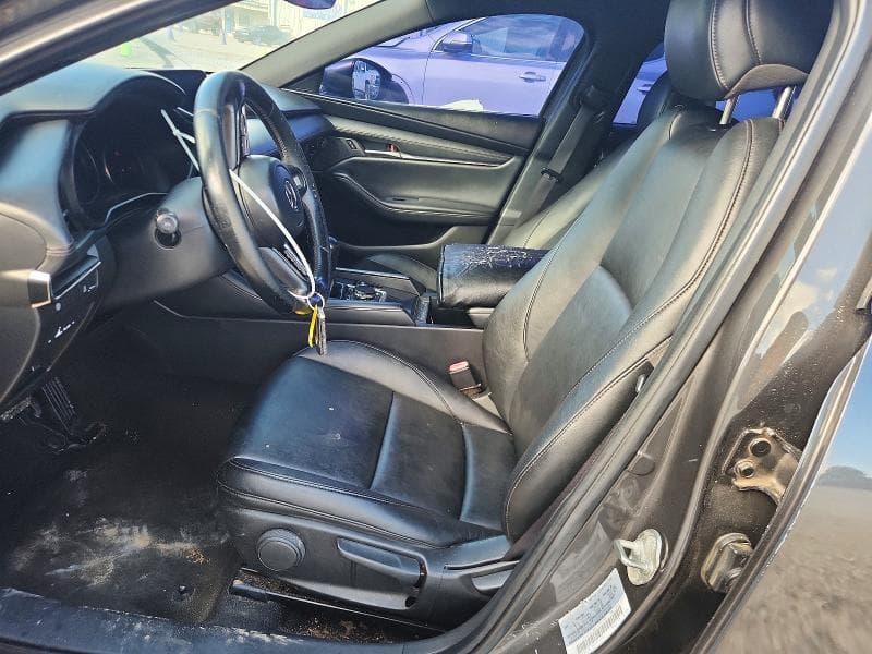 2019 MAZDA 3 7