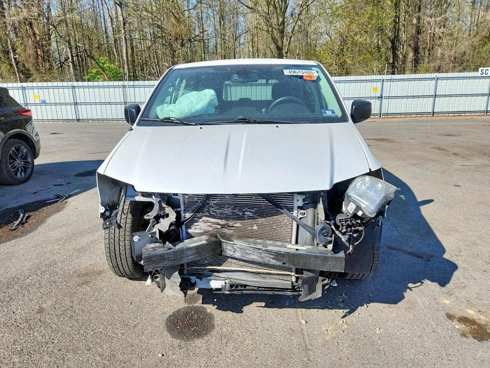 2019 DODGE GRAND CARAVAN SE 5