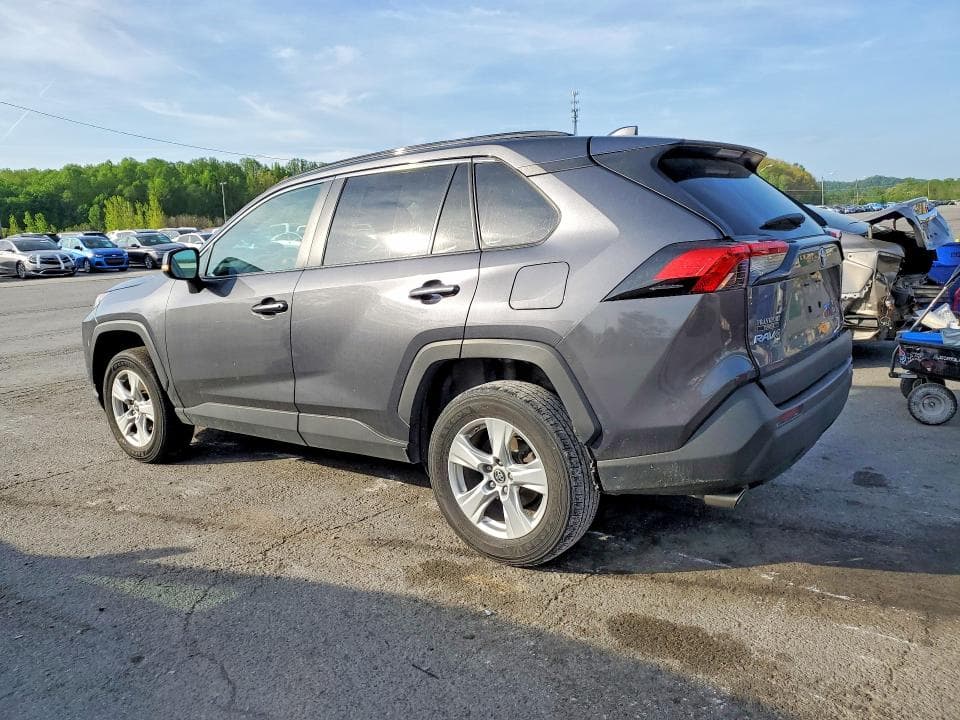 2019 TOYOTA RAV4 XLE XLE 2