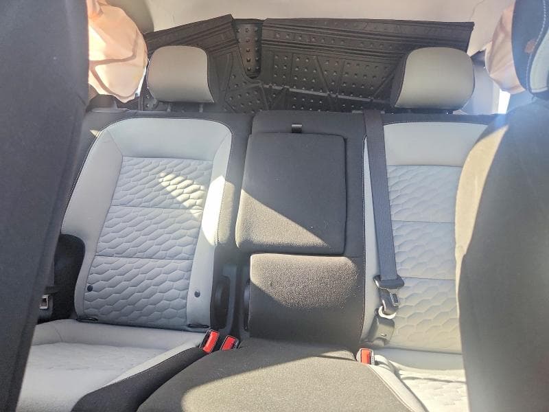 2021 CHEVROLET EQUINOX 10