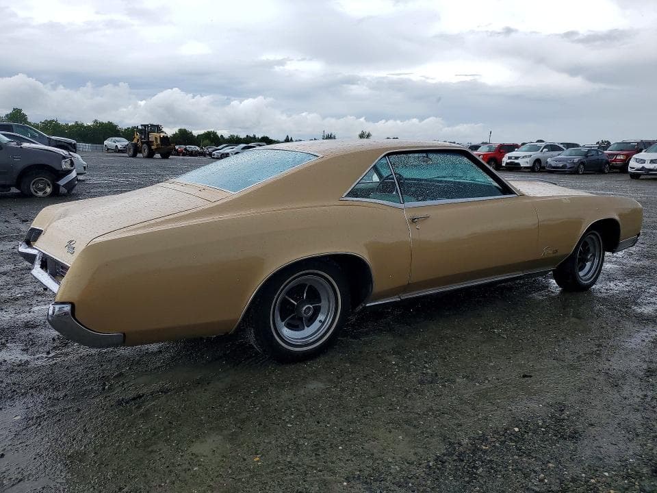 1966 BUICK RIVERA 3
