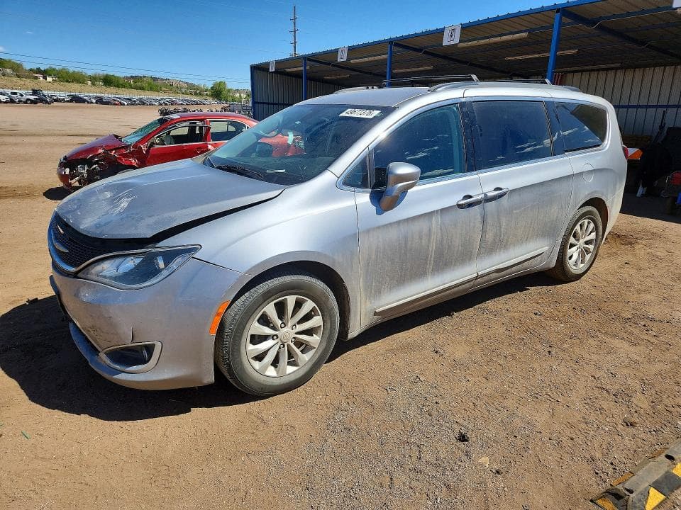 2017 CHRYSLER PACIFICA TOURING L - 1