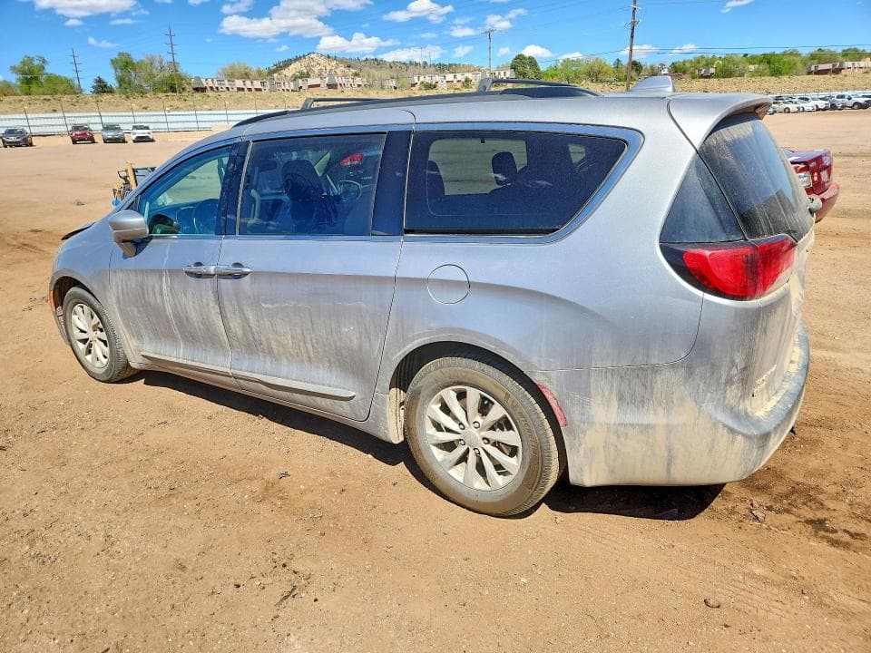 2017 CHRYSLER PACIFICA TOURING L 2