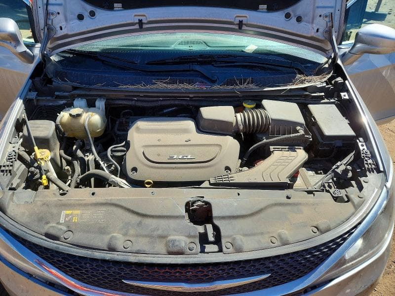 2017 CHRYSLER PACIFICA TOURING L 12