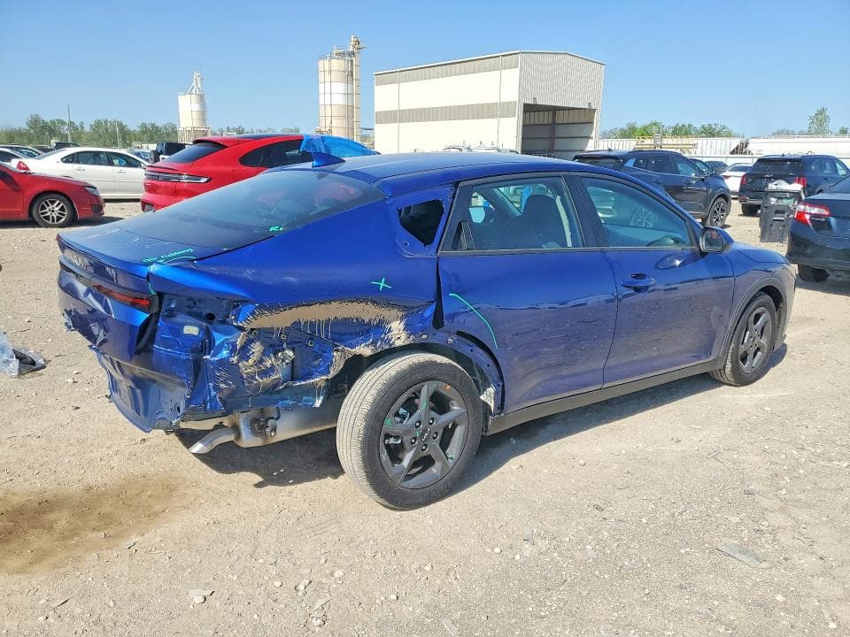 2025 KIA K4 LXS 3