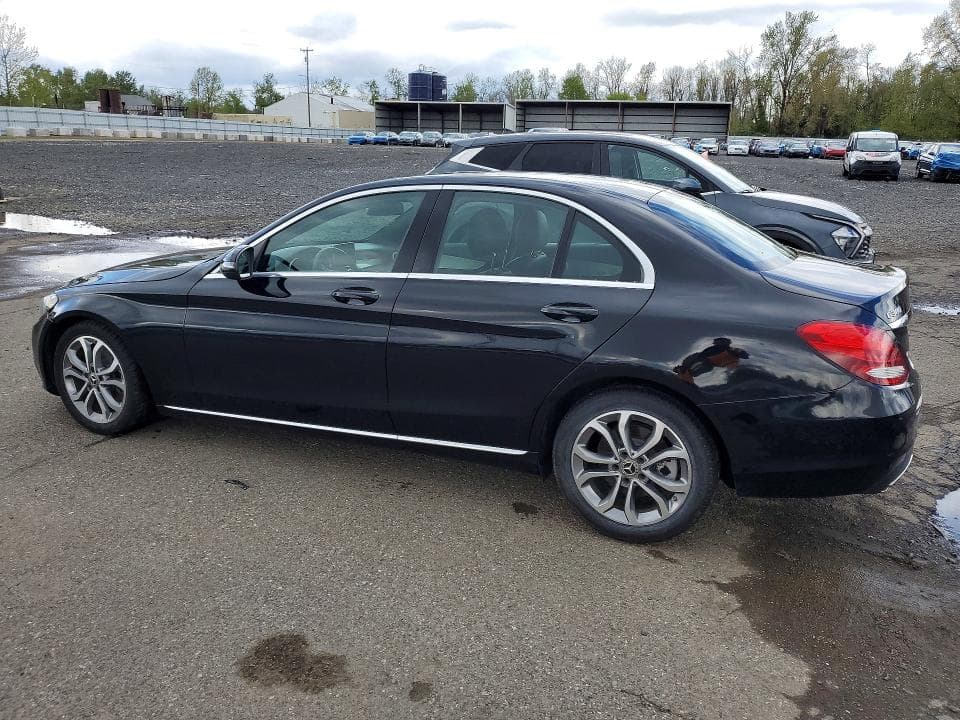 2018 MERCEDES-BENZ C 300 2