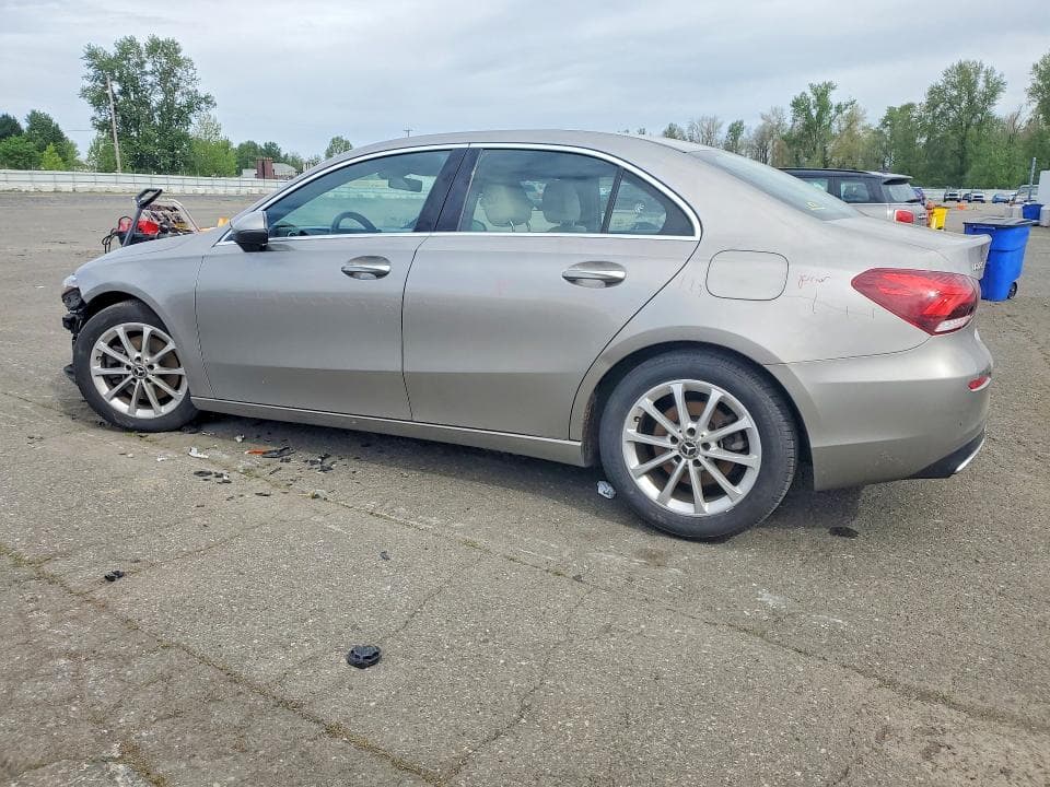 2020 MERCEDES-BENZ A 220 4MATIC 220 4MATIC 3